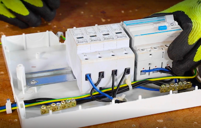 Domestic Electricity E-lesson: Installation of a Surge Protective Device